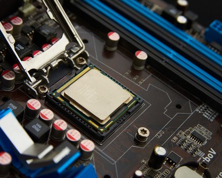 Trojanized software download on compromised website