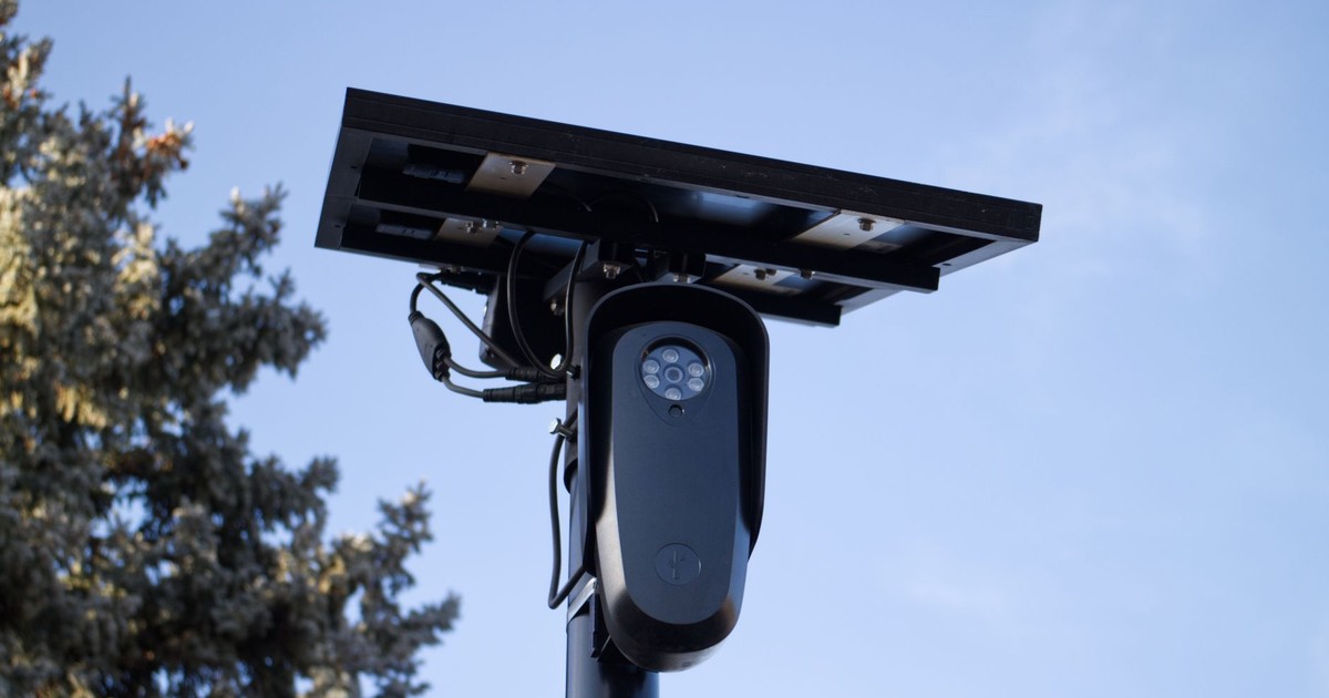 Automatic license plate reader camera on a pole